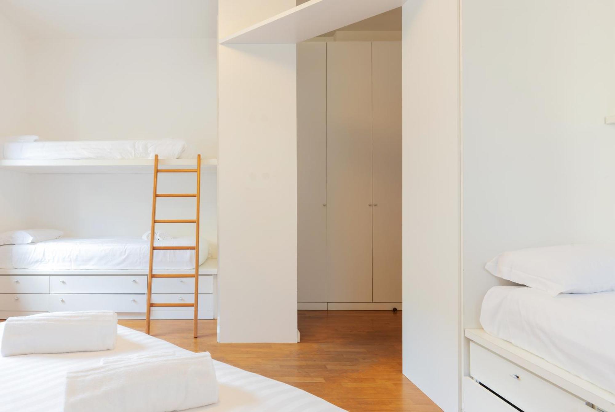 Joivy Apartments By The Lake Como Exteriör bild