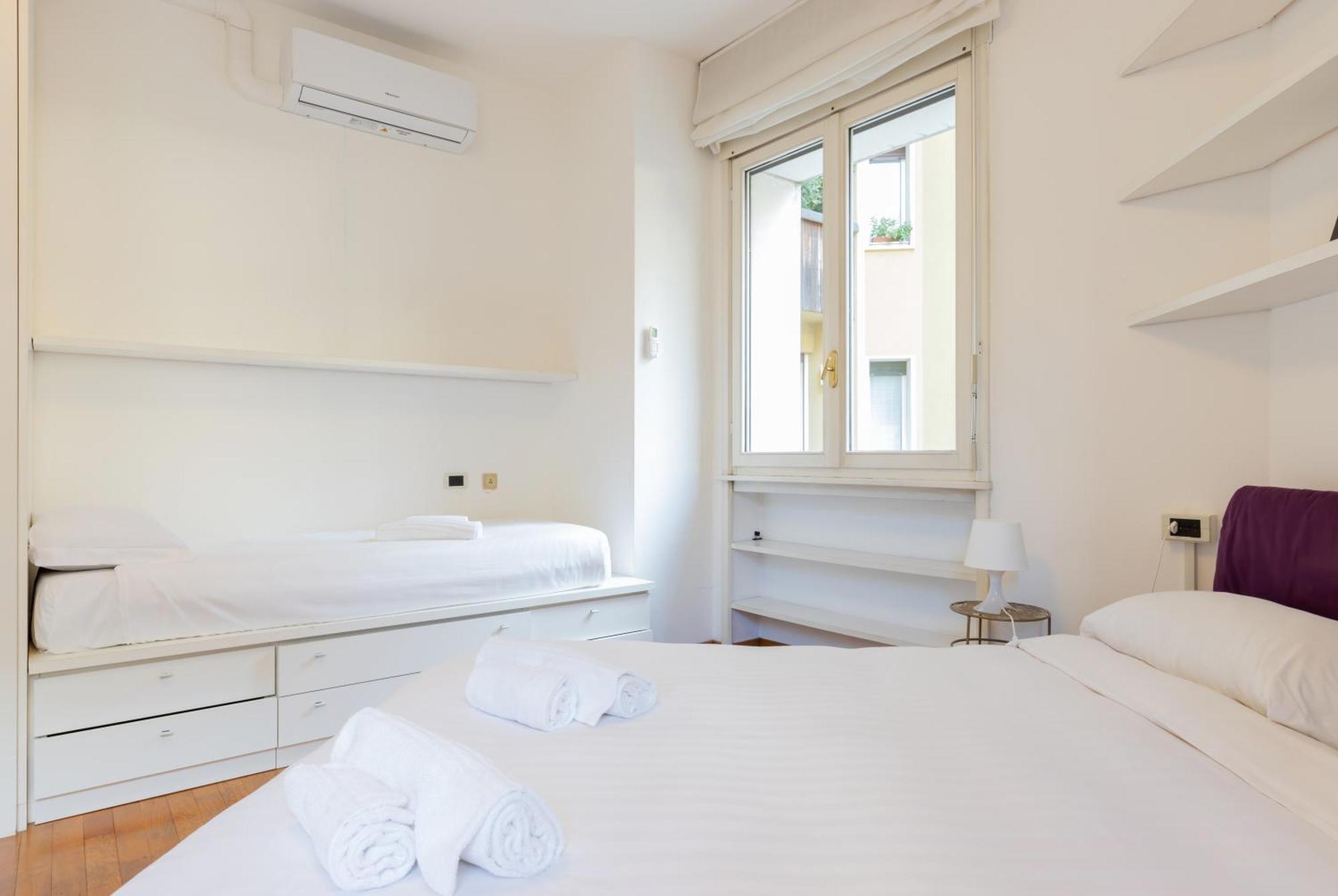 Joivy Apartments By The Lake Como Exteriör bild