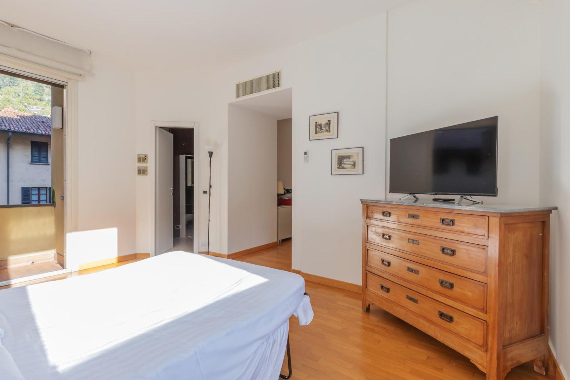 Joivy Apartments By The Lake Como Exteriör bild